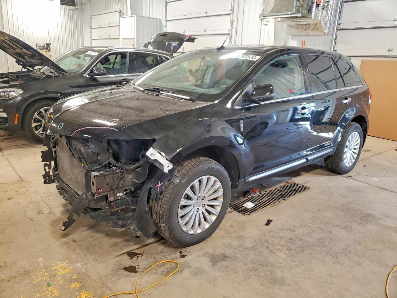 2011 LINCOLN TOWNHOUSE MKX