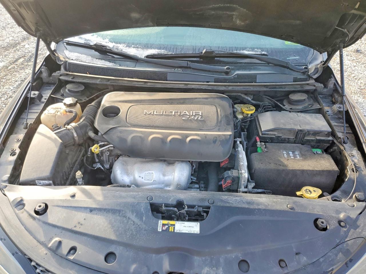 2015 CHRYSLER 200 S photo 21