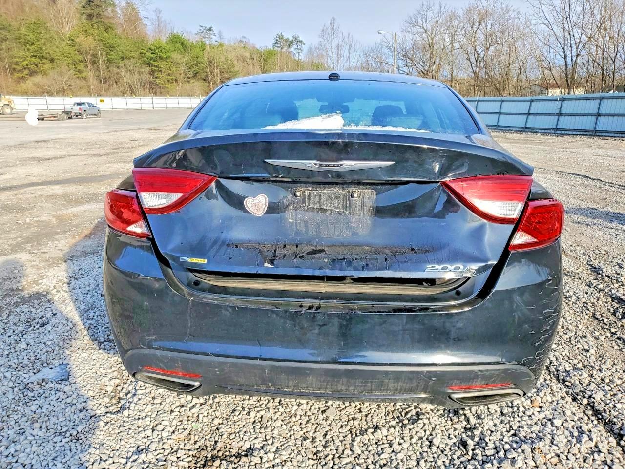 2015 CHRYSLER 200 S photo 11