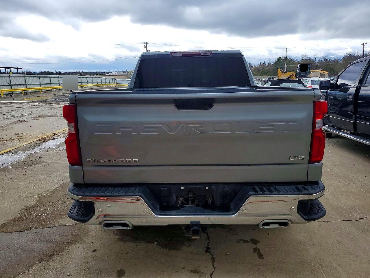 2024 CHEVROLET SILVERADO K1500 LTZ photo 16
