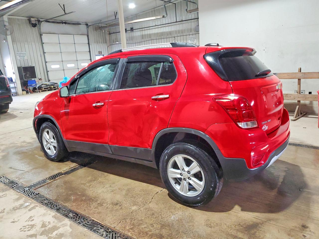 2017 CHEVROLET TRAX 1LT photo 3