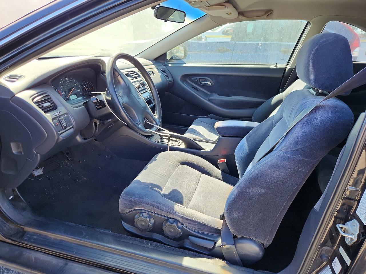 2000 HONDA ACCORD LX photo 13