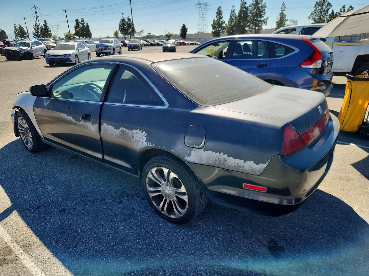 2000 HONDA ACCORD LX photo 3