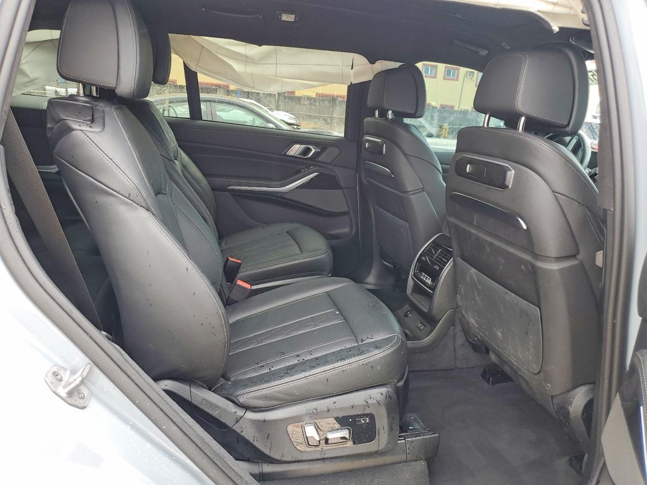 2025 BMW X7 XDRIVE40I photo 21