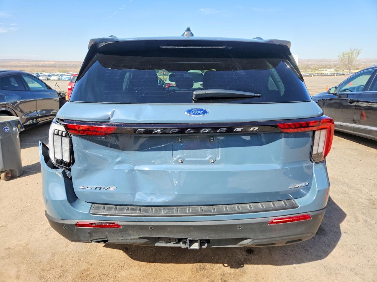 2025 FORD EXPLORER ACTIVE photo 6