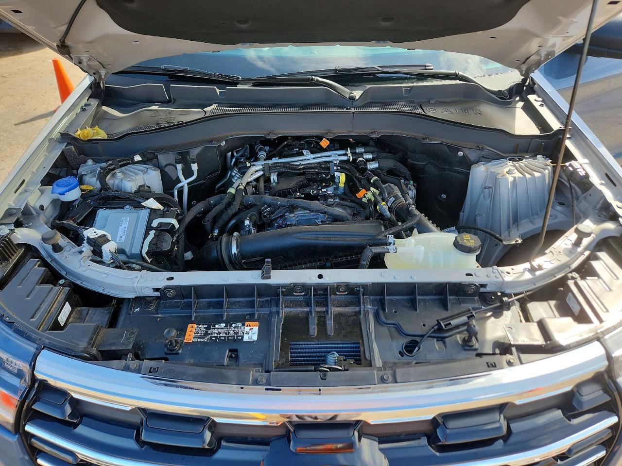 2025 FORD EXPLORER ACTIVE photo 11