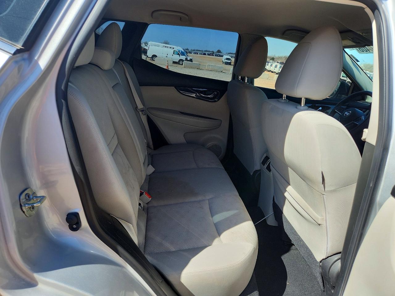 2019 NISSAN ROGUE SPORT SV photo 11