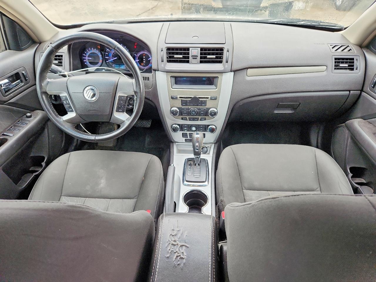 2010 MERCURY MILAN photo 22