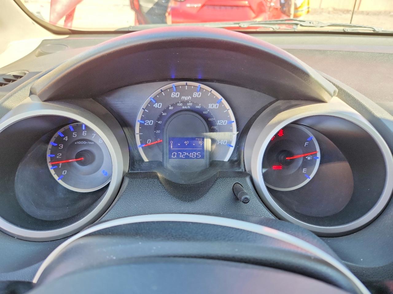 2013 HONDA FIT photo 17