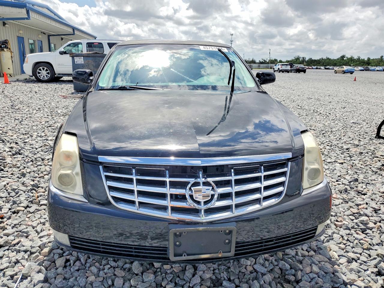 2010 CADILLAC DTS PLATINUM photo 9