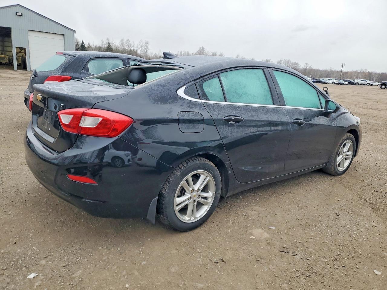 2017 CHEVROLET CRUZE LT photo 5
