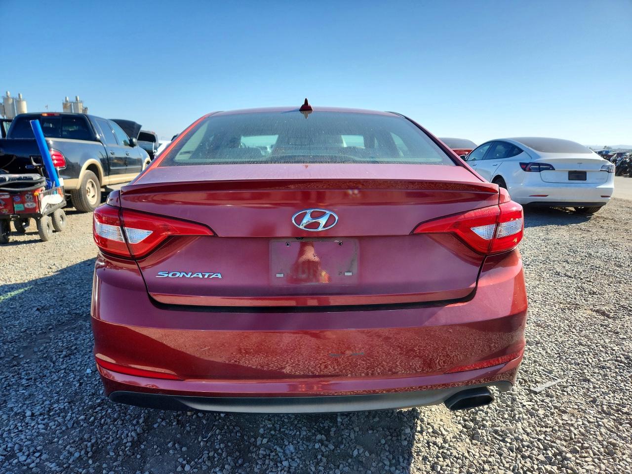 2015 HYUNDAI SONATA SE photo 6