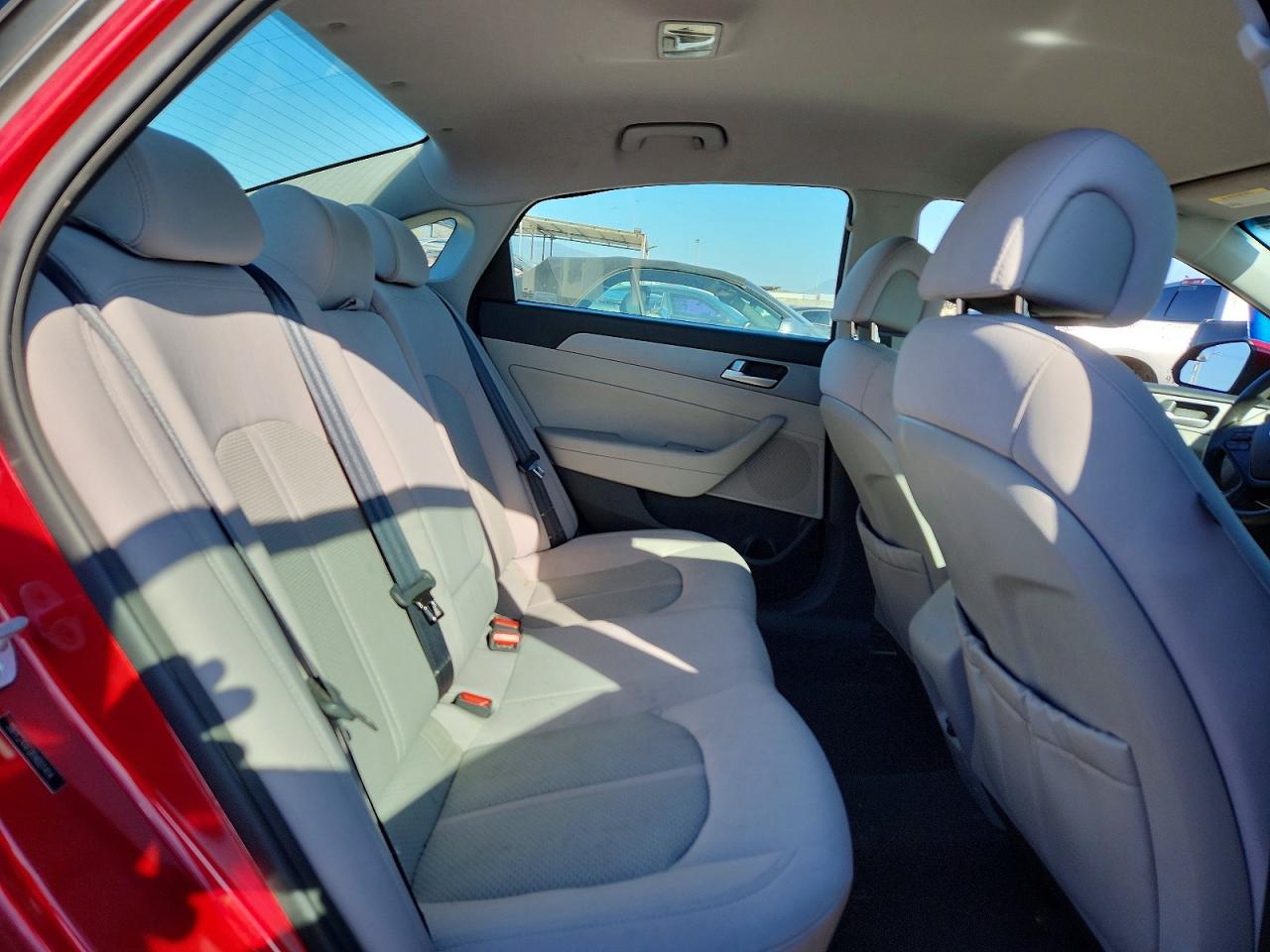 2015 HYUNDAI SONATA SE photo 10