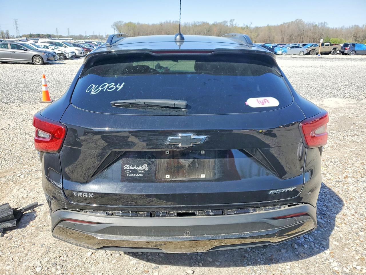 2025 CHEVROLET TRAX ACTIV photo 11