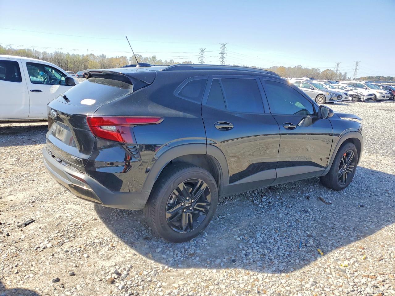 2025 CHEVROLET TRAX ACTIV photo 5