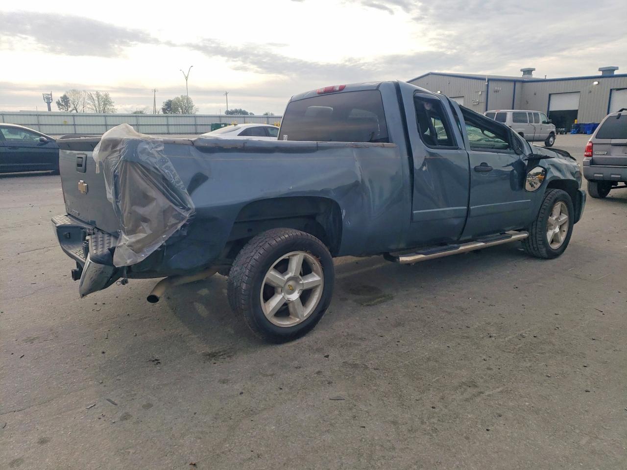 2007 CHEVROLET SILVERADO C1500 photo 5