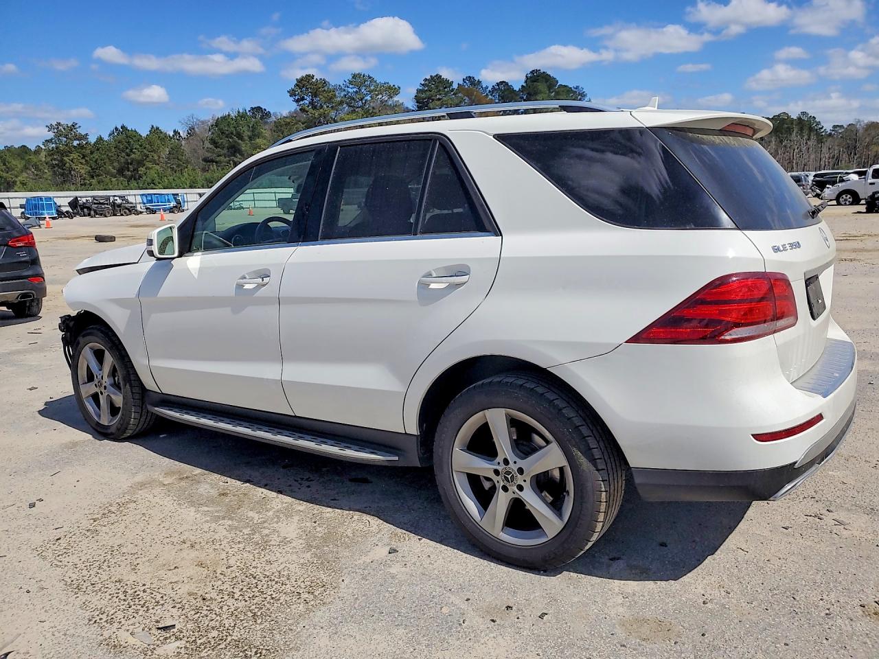 2017 MERCEDES-BENZ GLE 350 4MATIC photo 3