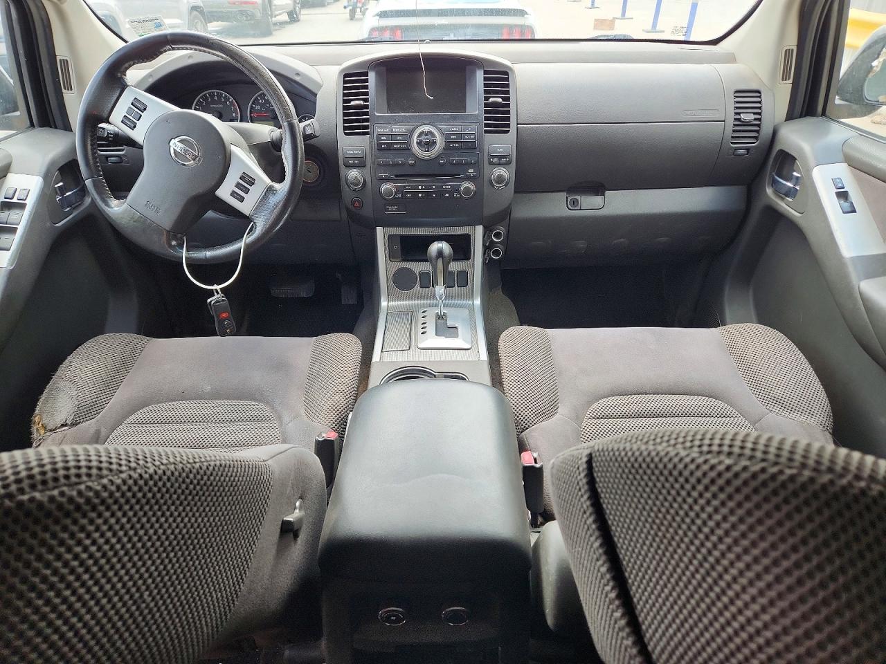2012 NISSAN PATHFINDER S photo 8
