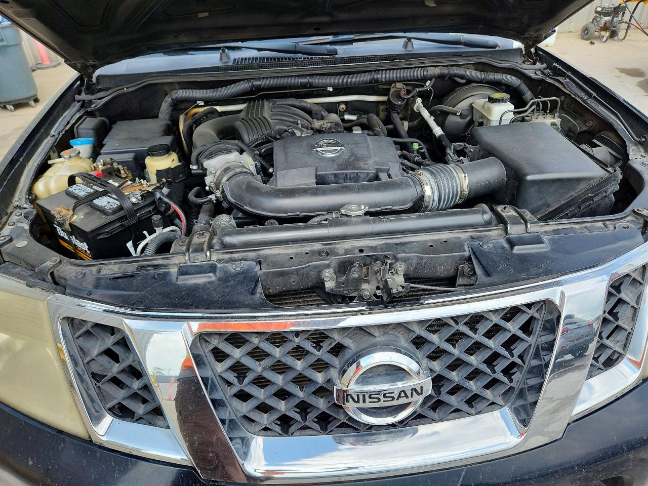 2012 NISSAN PATHFINDER S photo 12