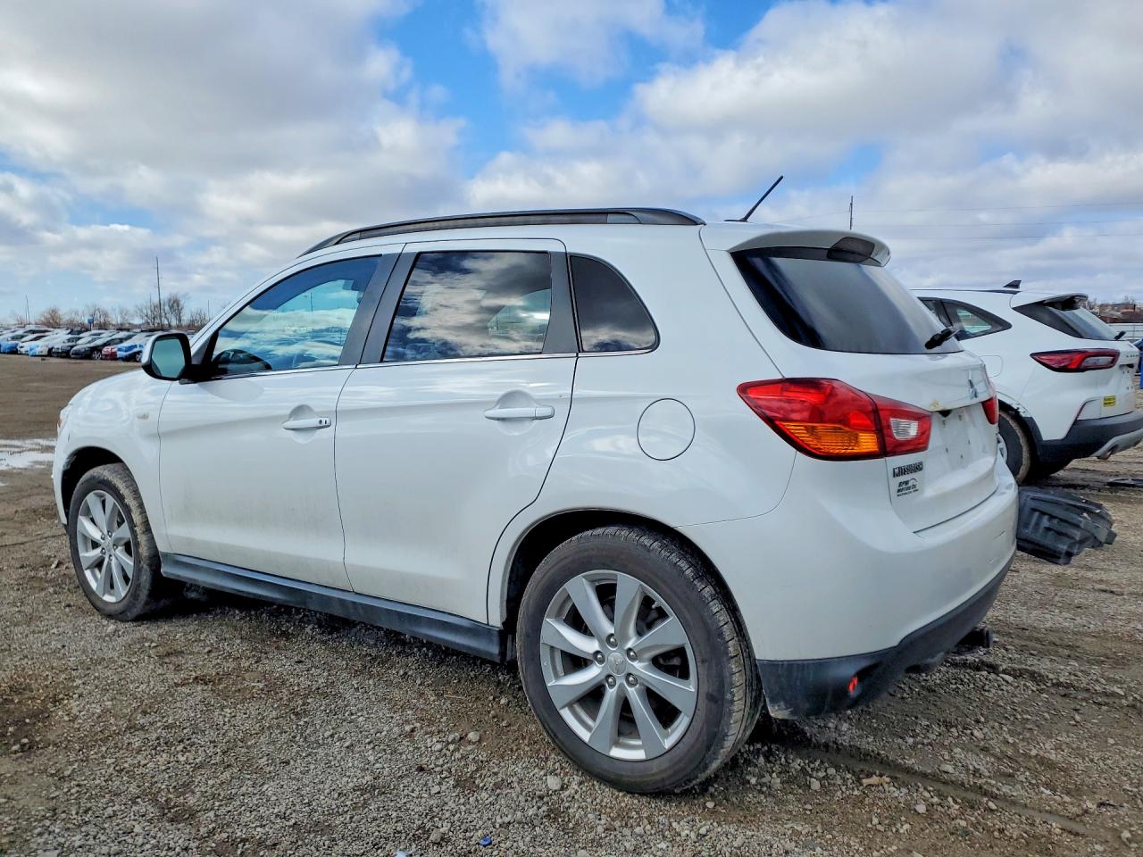 2013 MITSUBISHI OUTLANDER SPORT SE photo 3