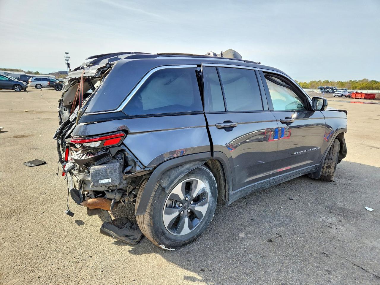 2022 JEEP GRAND CHEROKEE LIMITED 4XE photo 5