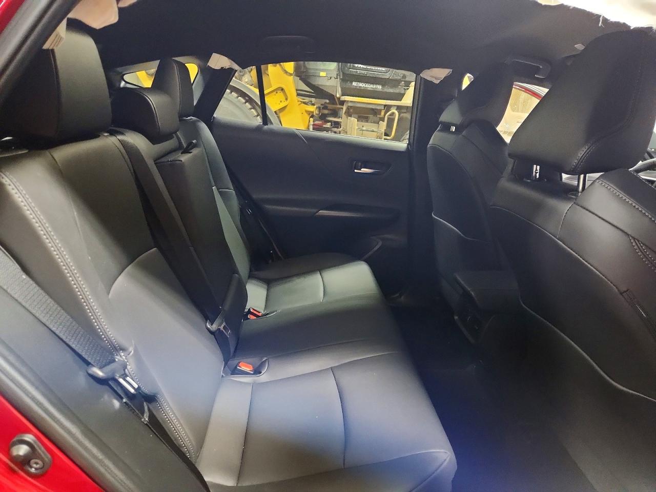 2024 TOYOTA VENZA XLE photo 11