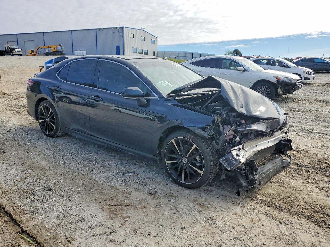 2020 TOYOTA CAMRY XSE photo 7
