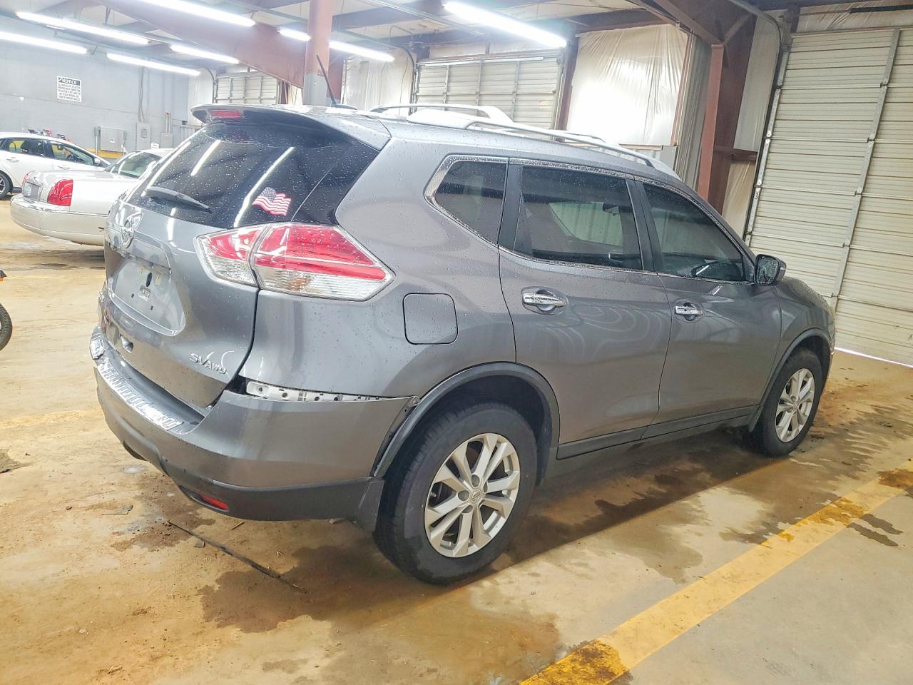 2016 NISSAN ROGUE SV photo 3