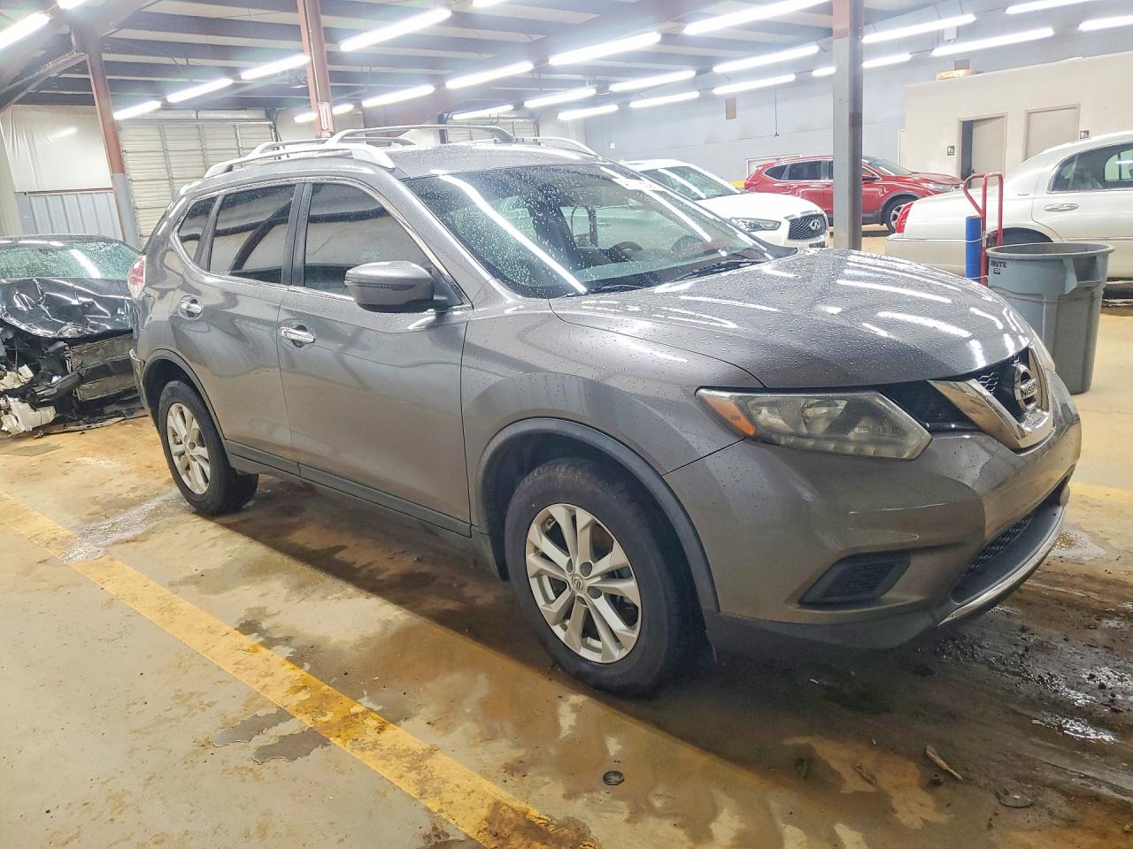2016 NISSAN ROGUE SV photo 4
