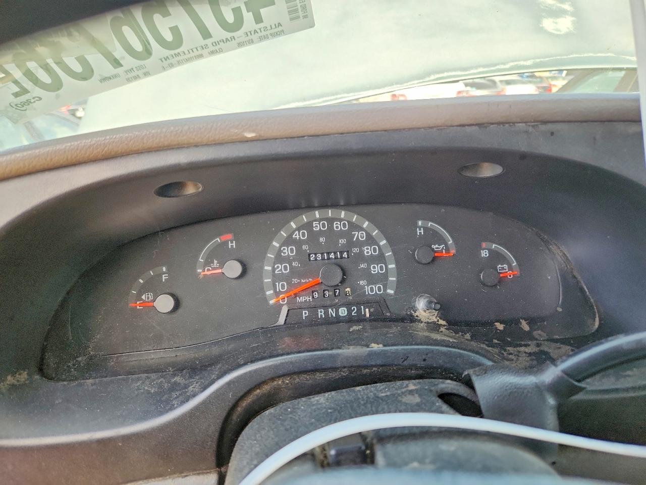 1998 FORD ECONOLINE E150 photo 9