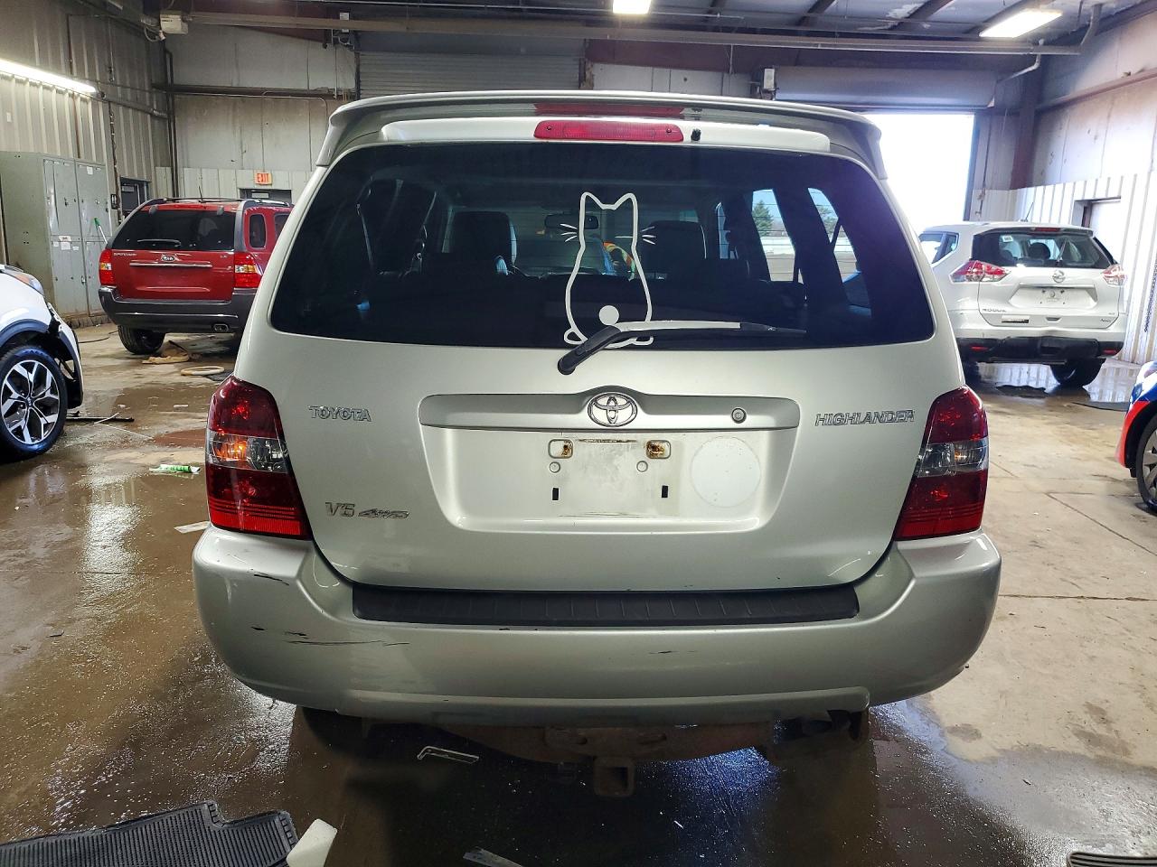 2004 TOYOTA HIGHLANDER LIMITED photo 11