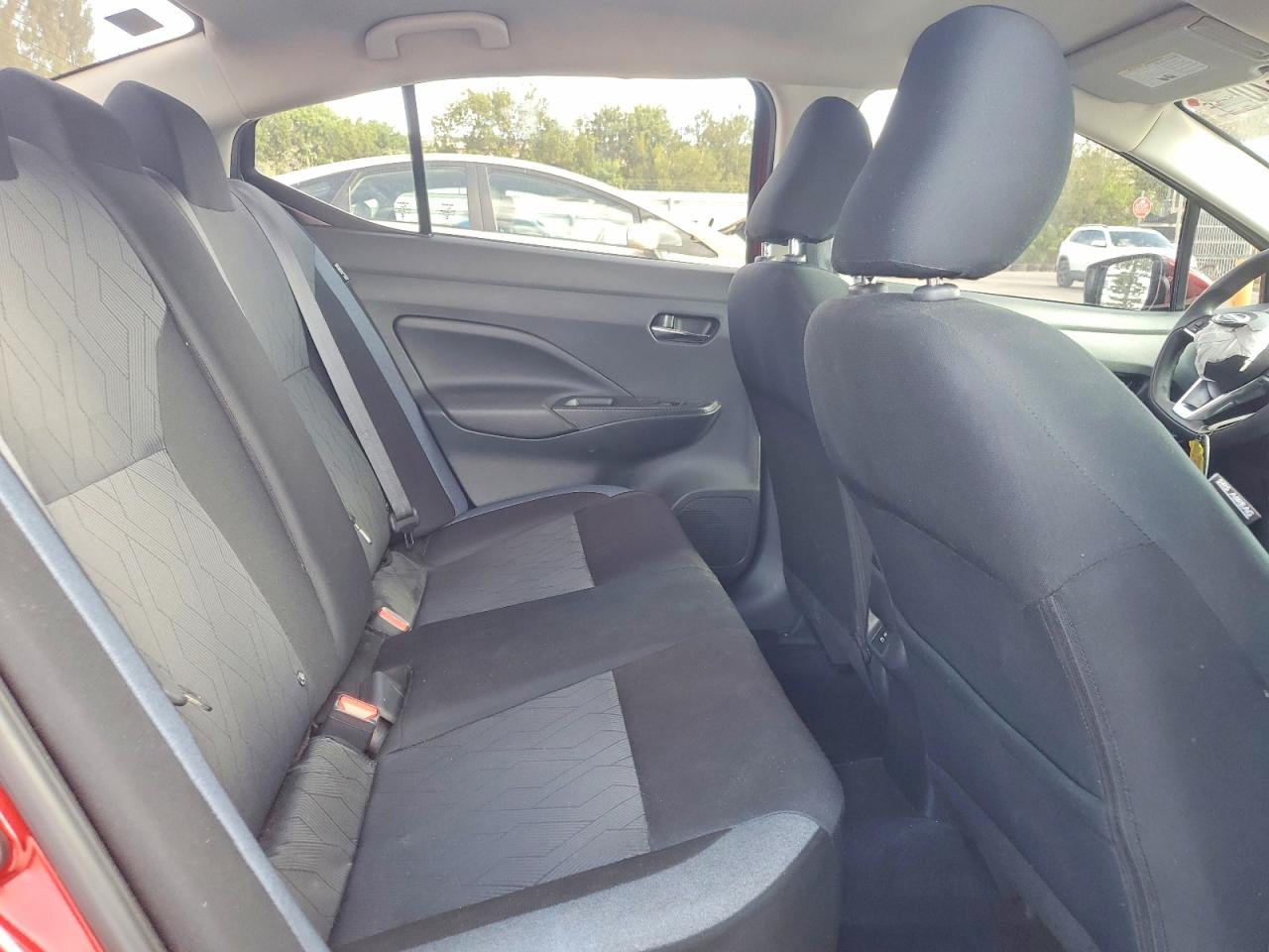 2024 NISSAN VERSA SV photo 10