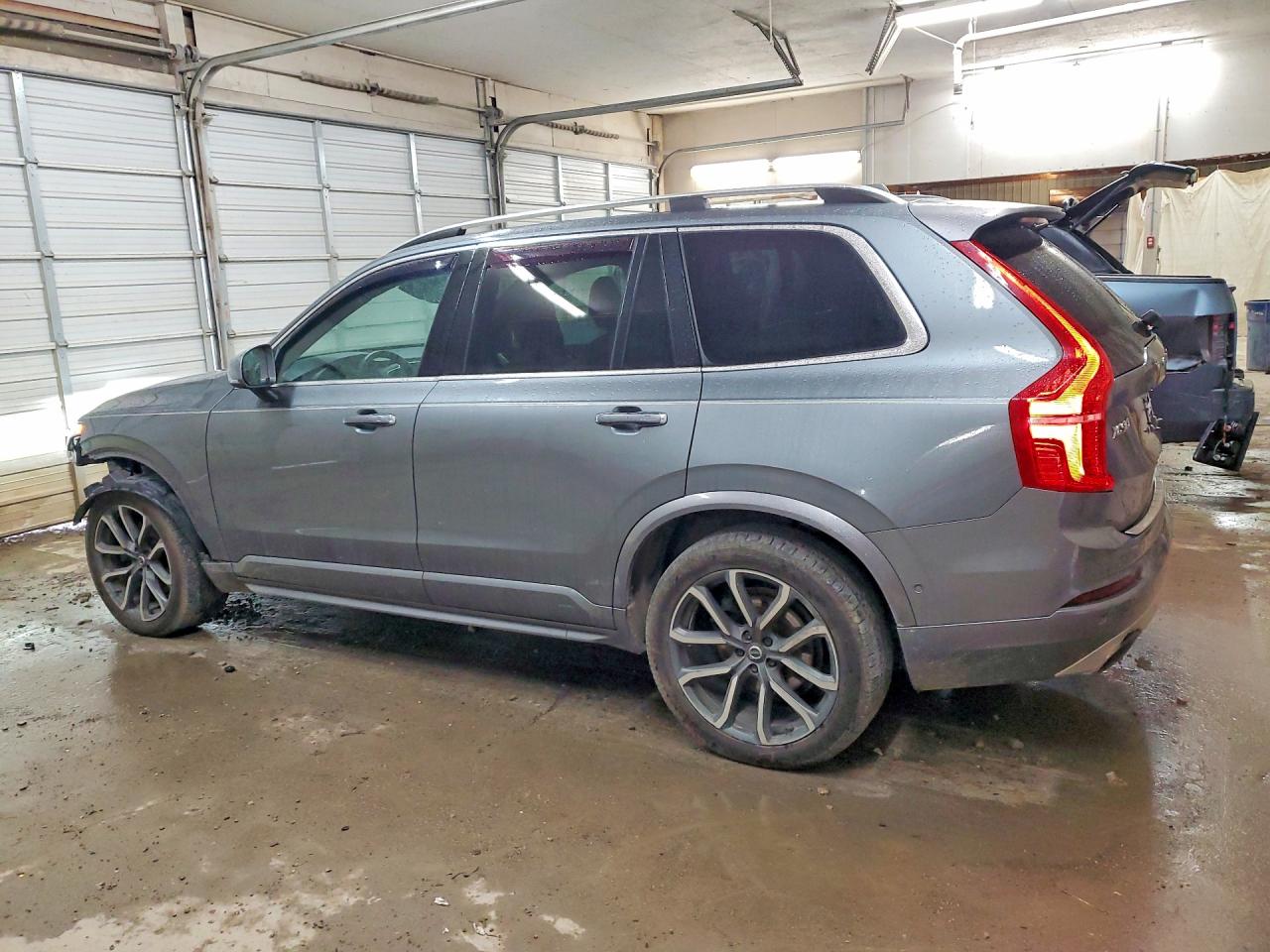 2018 VOLVO XC90 T6 photo 3