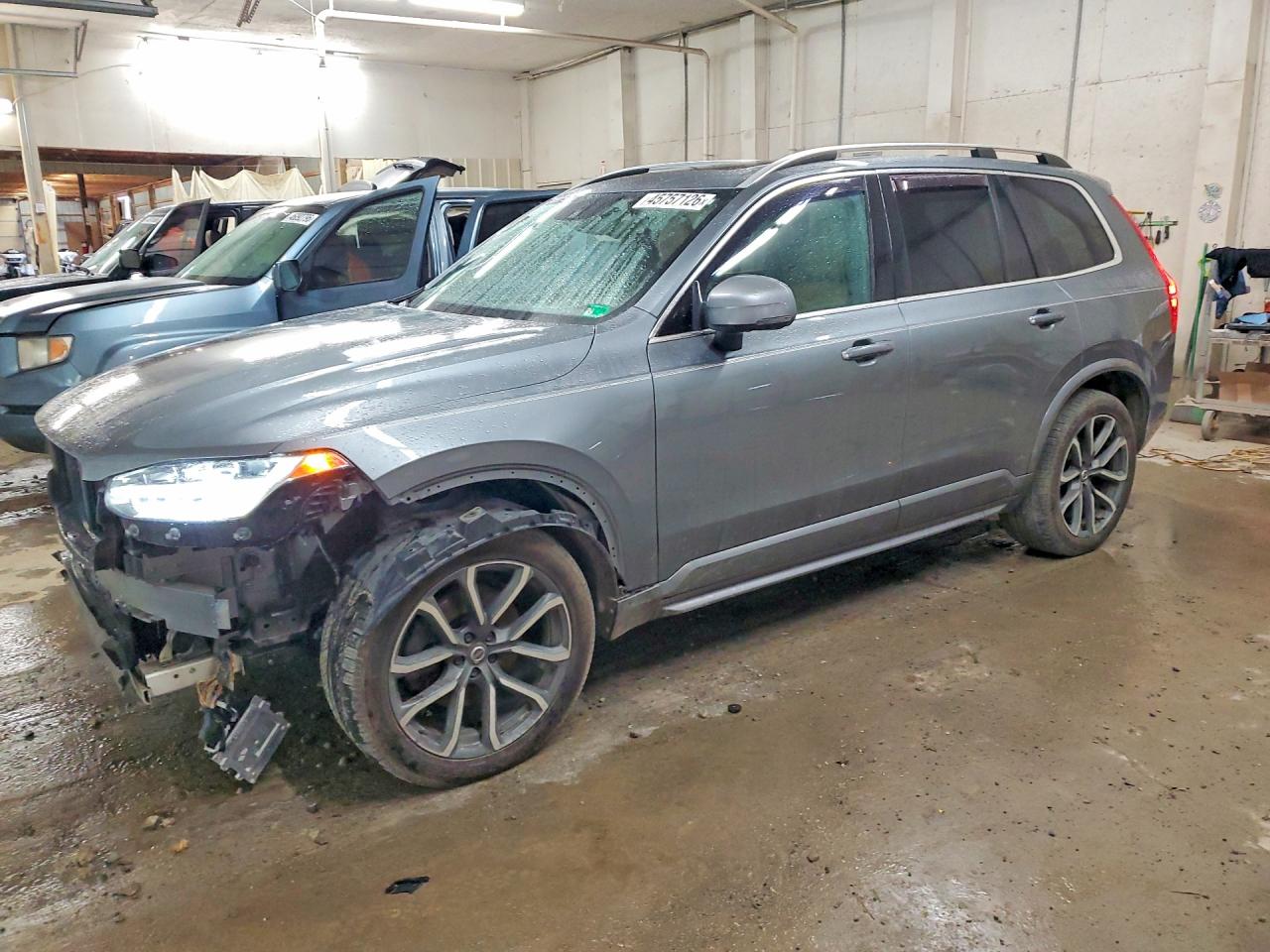 2018 VOLVO XC90