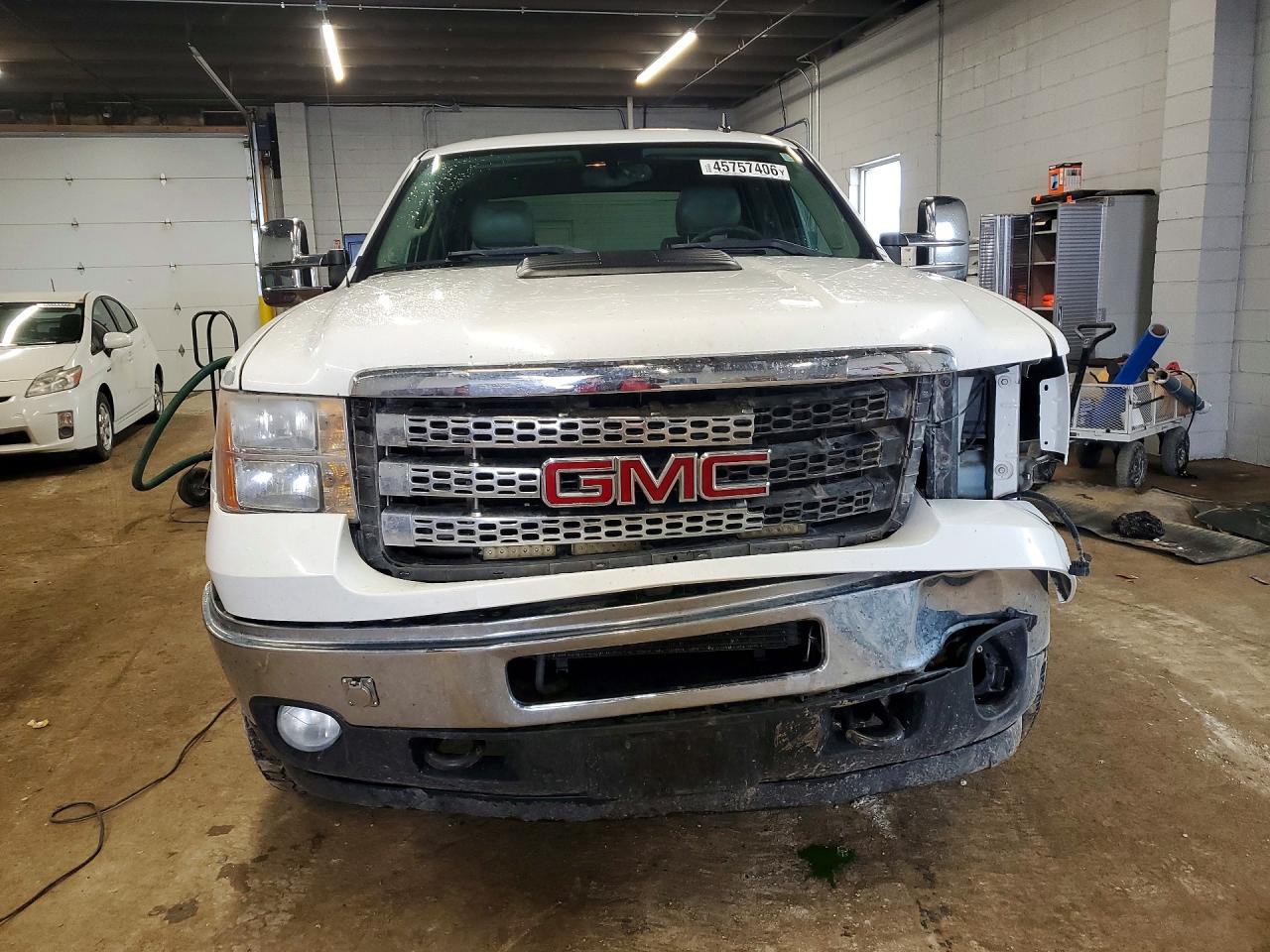 2011 GMC SIERRA K2500 SLT photo 5