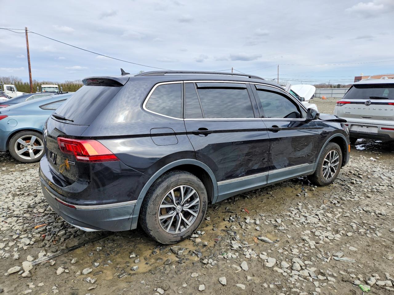 2020 VOLKSWAGEN TIGUAN SE photo 7