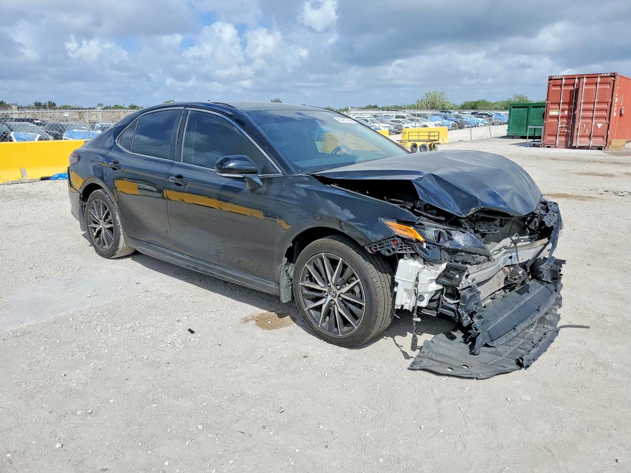 2024 TOYOTA CAMRY SE photo 10