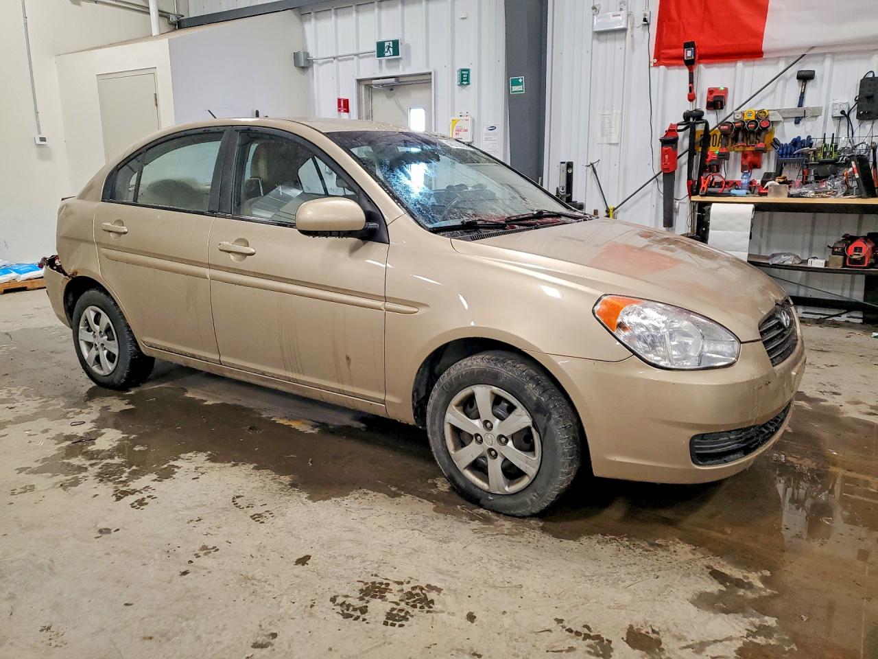 2010 HYUNDAI ACCENT GLS photo 4