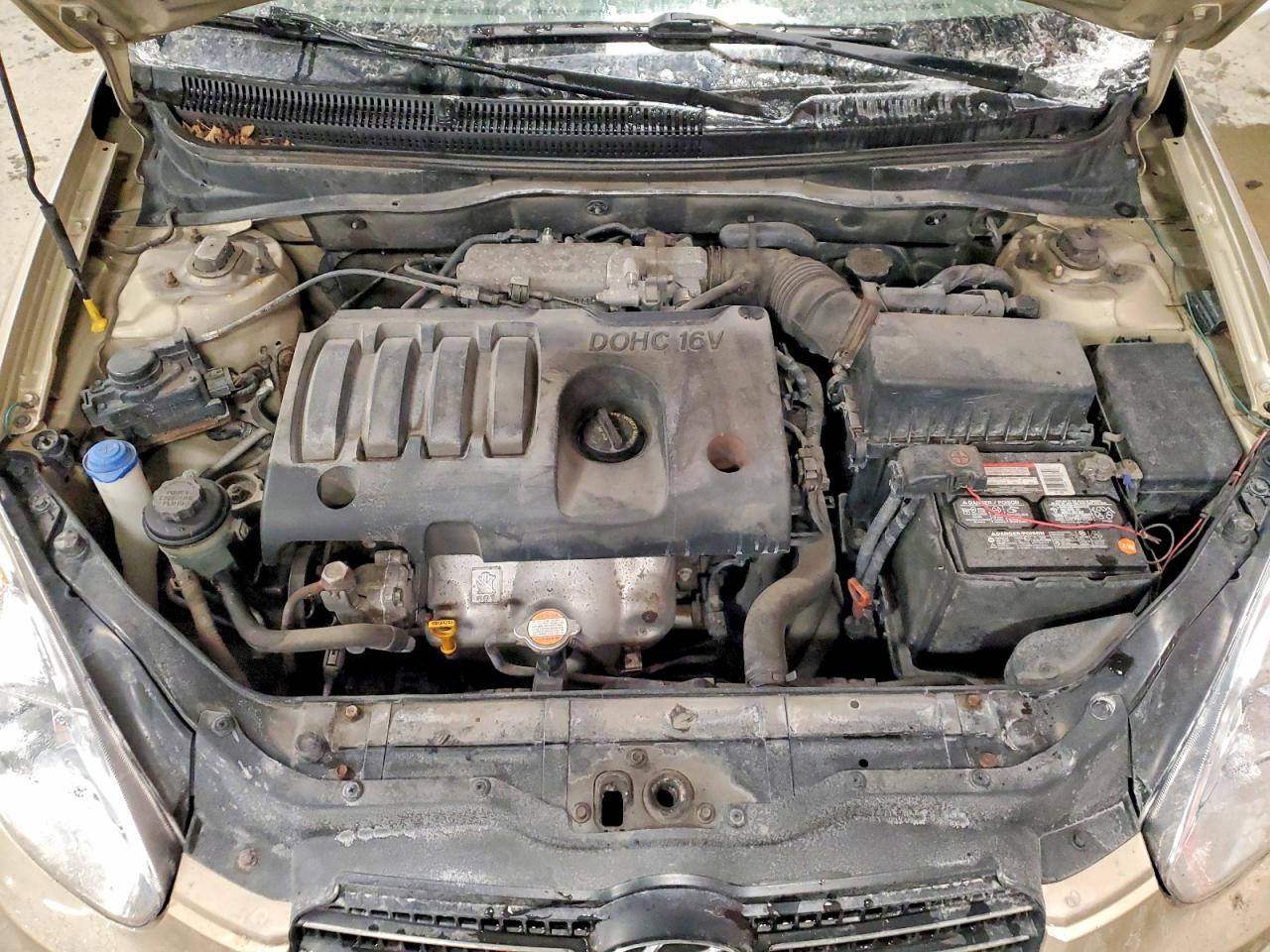 2010 HYUNDAI ACCENT GLS photo 11