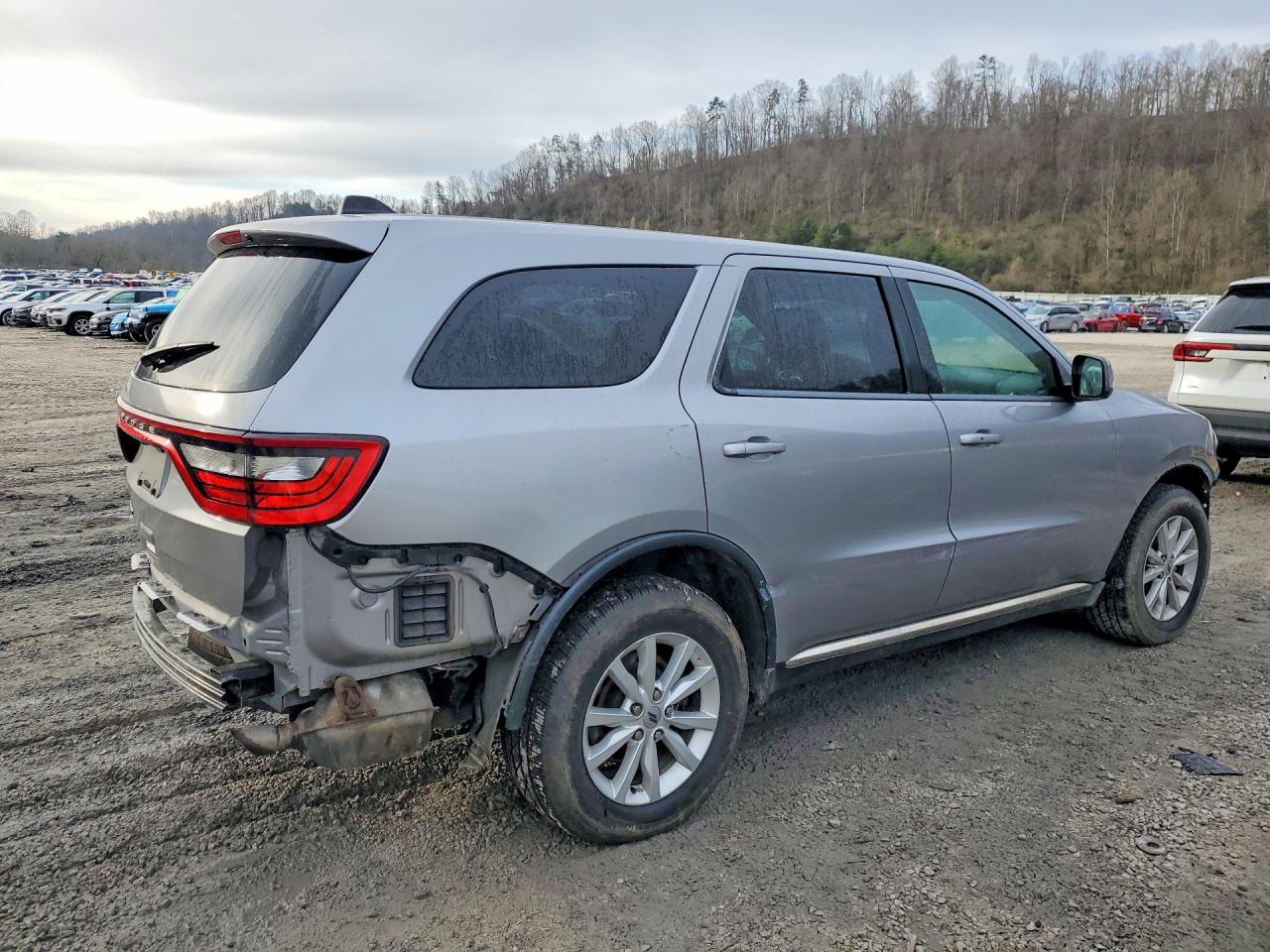 2019 DODGE DURANGO SXT photo 3