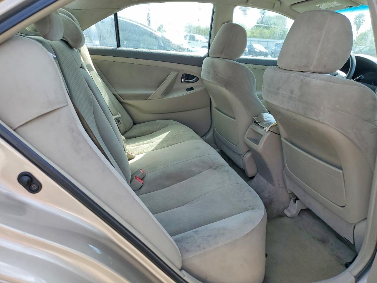 2009 TOYOTA CAMRY BASE photo 10
