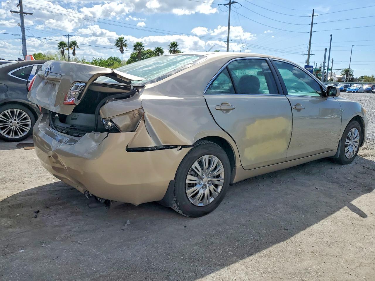 2009 TOYOTA CAMRY BASE photo 3
