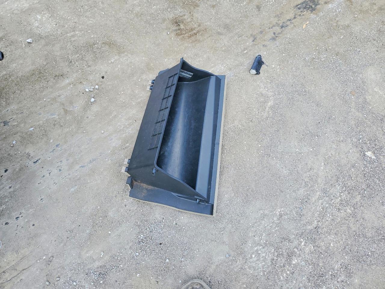 2009 TOYOTA CAMRY BASE photo 12