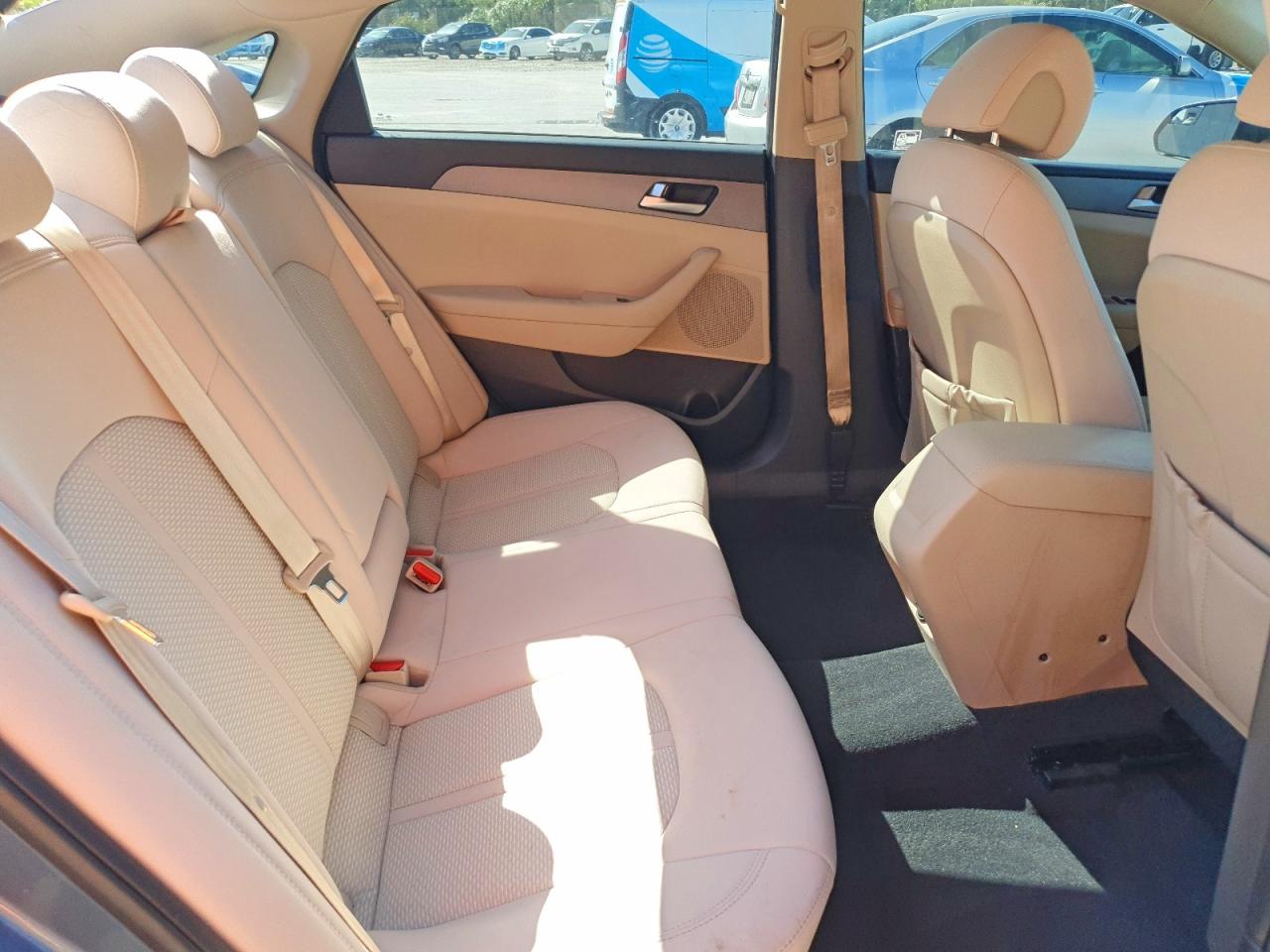 2017 HYUNDAI SONATA SE photo 10
