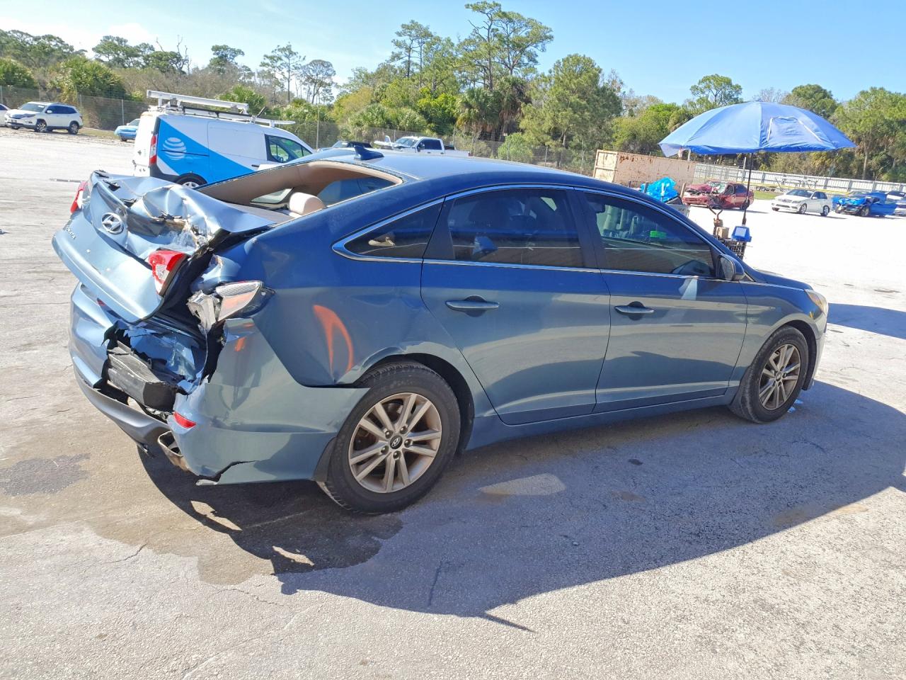 2017 HYUNDAI SONATA SE photo 3