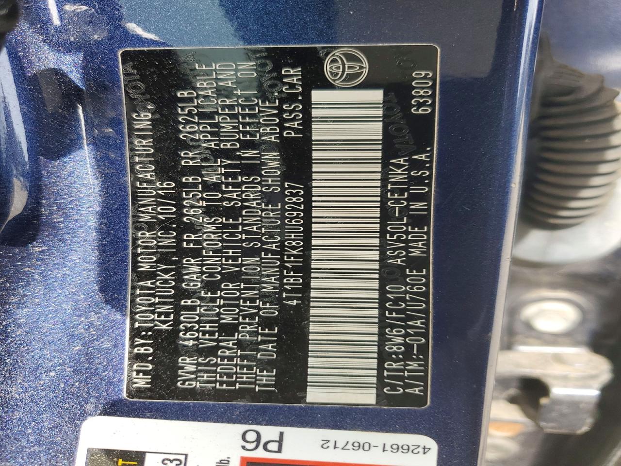 2017 TOYOTA CAMRY LE photo 12