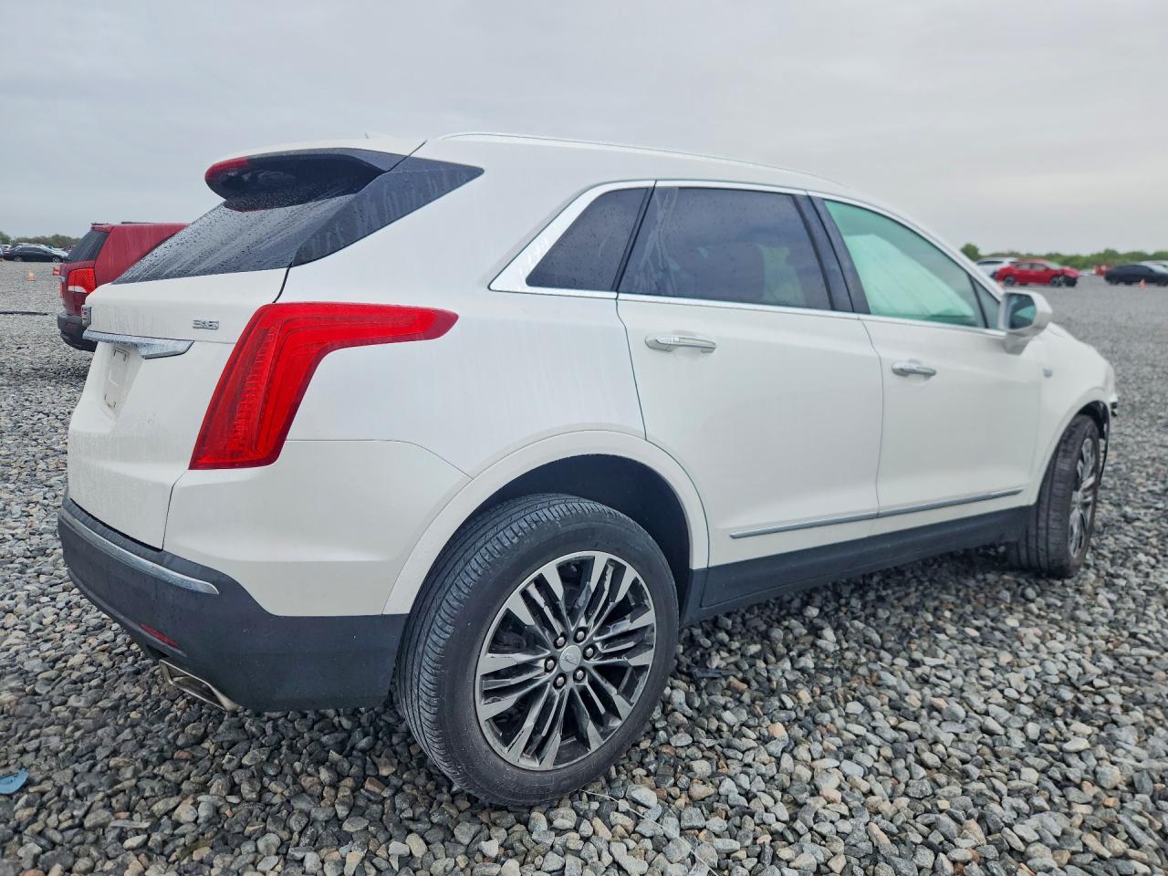 2018 CADILLAC XT5 PREMIUM LUXURY photo 3