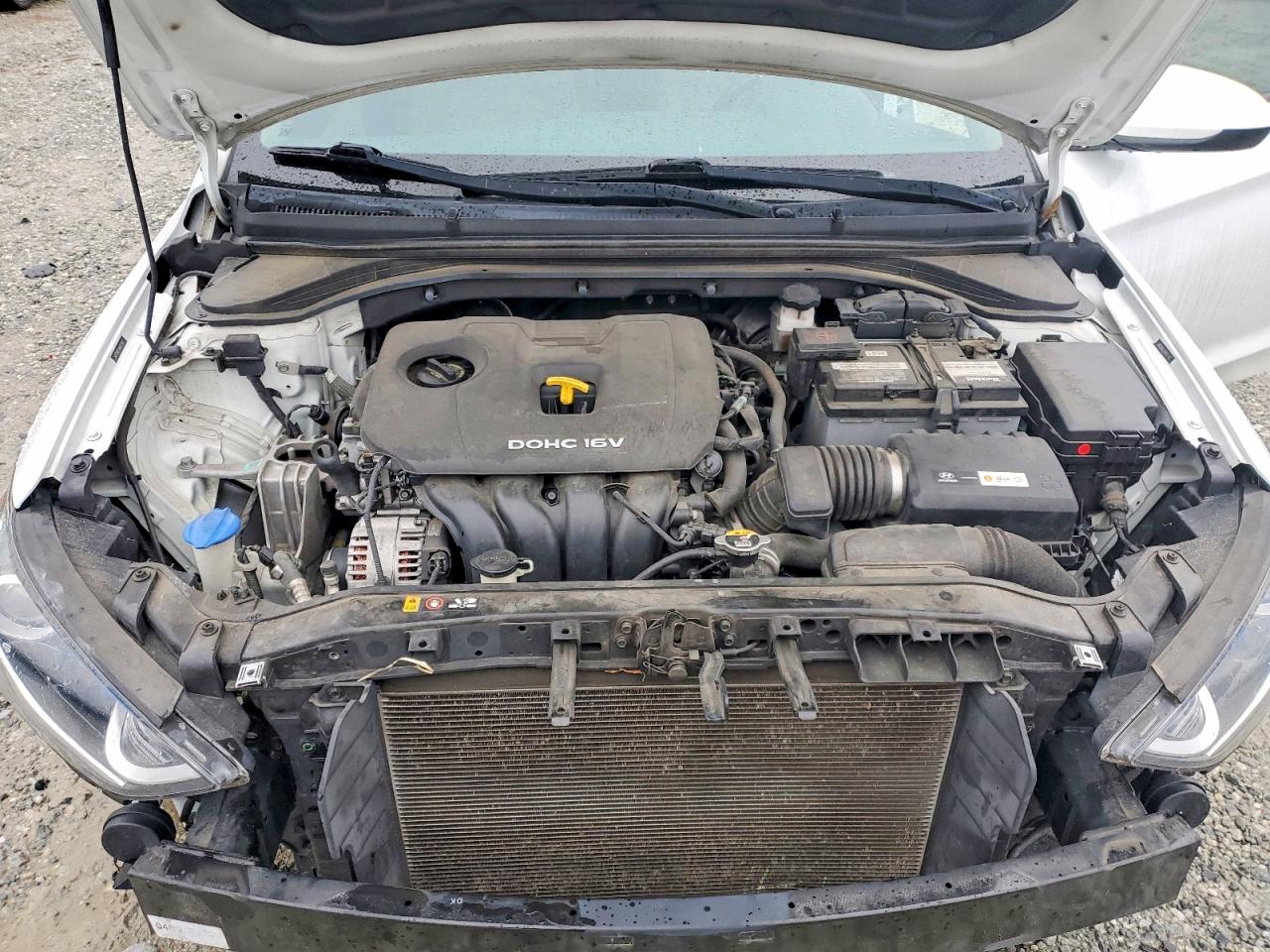 2017 HYUNDAI ELANTRA SE photo 11