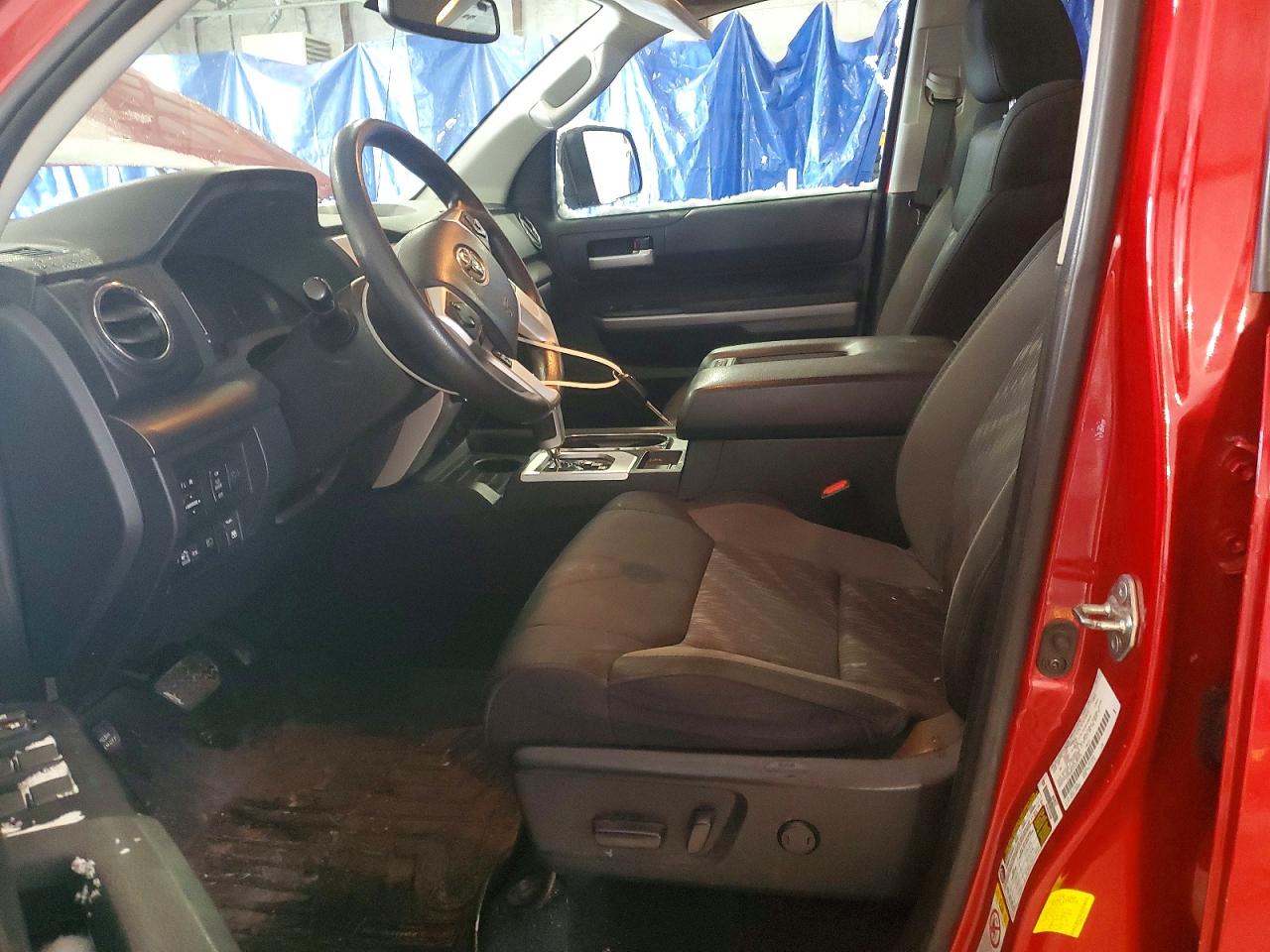2018 TOYOTA TUNDRA SR5 photo 19