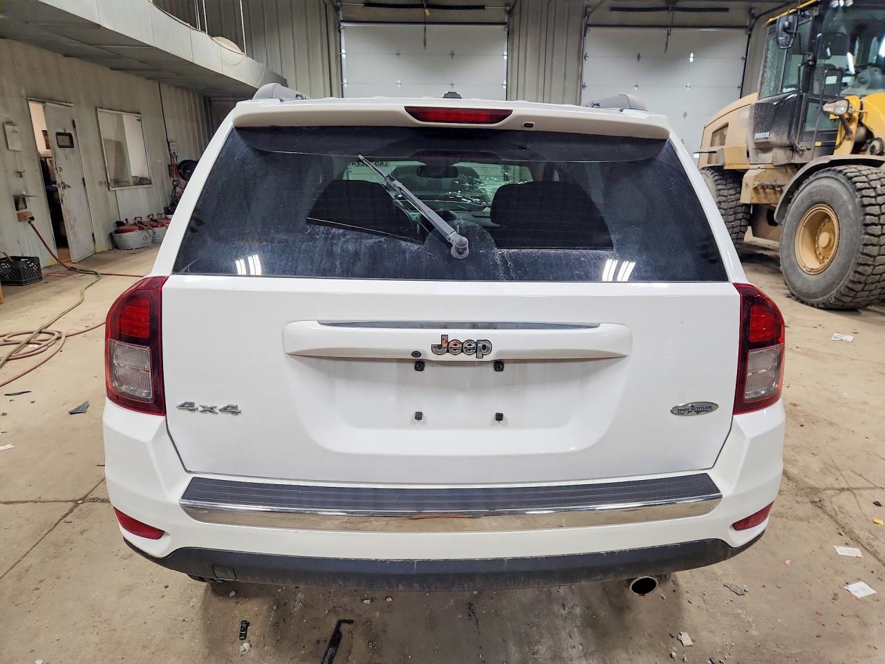 2017 JEEP COMPASS LATITUDE photo 6